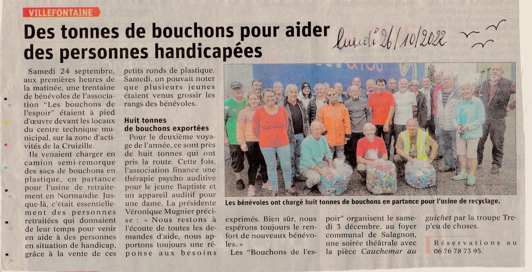 Article du Dauphiné Libéré : des tonnes de bouchons pour aider des personnes handicapées